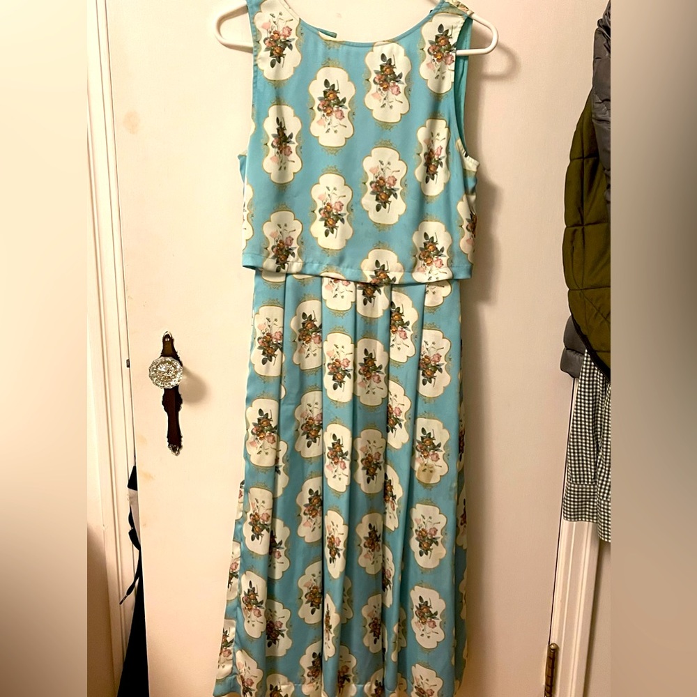 Pankaj & Nidhi midi dress